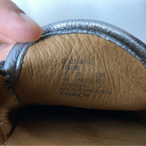 Coach Silver Leather Arlene Driving Moccasin - Picture 14 of 16